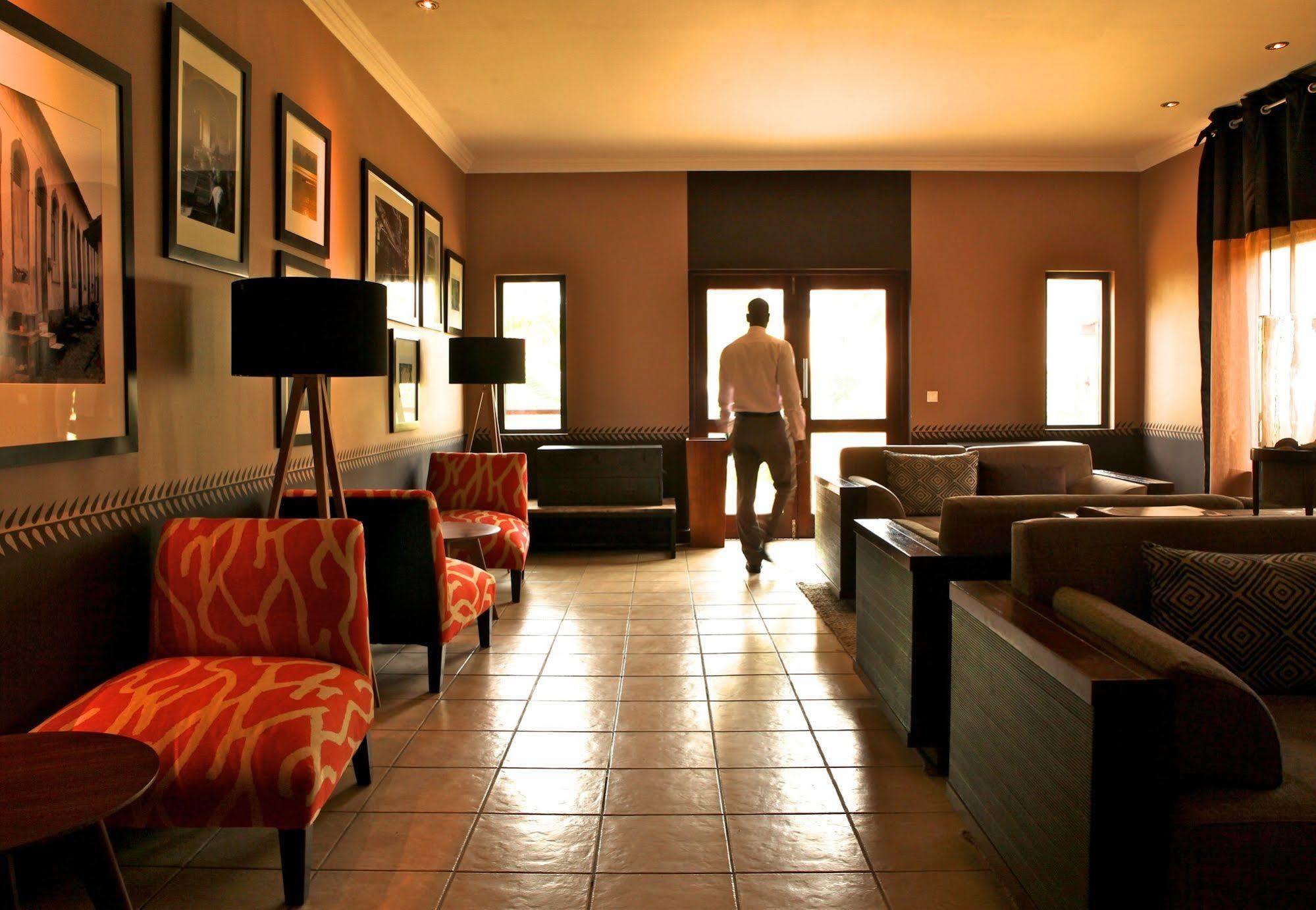 Hotel Omali São Tomé Extérieur photo